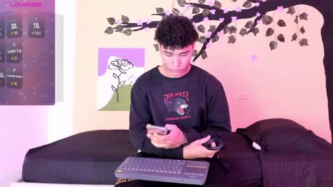 Snapshot of zammcito_ chatting on 03/06/25, 02:09 zamm online show from 03/06/25, 02:09