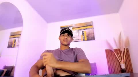 Zander online show from 04/10/26, 01:16