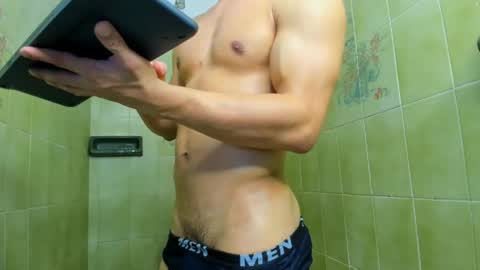 Snapshot of zander_walker chatting on 05/09/26, 10:26 Zander online show from 05/09/26, 10:26