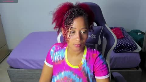 Snapshot of zandra_kiman chatting on 04/24/26, 02:36 Zandra online show from 04/24/26, 02:36