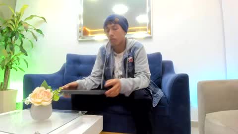 Snapshot of zane_belville chatting on 05/01/26, 11:37 Zane Belville online show from 05/01/26, 11:37