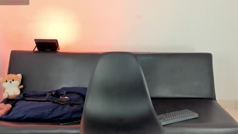 Snapshot of zane_lux chatting on 03/25/26, 11:05 Zane Lux online show from 03/25/26, 11:05