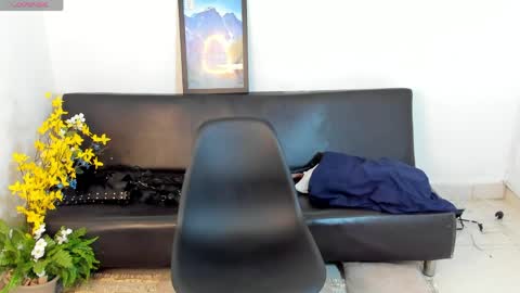 Snapshot of zane_lux chatting on 04/10/26, 01:05 Zane Lux online show from 04/10/26, 01:05