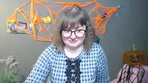 Snapshot of zannadreil chatting on 10/31/25, 07:26 zannadreil online show from 10/31/25, 07:26