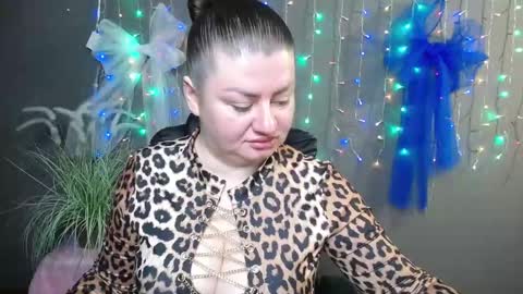 Snapshot of zannadreil chatting on 11/10/25, 08:08 zannadreil online show from 11/10/25, 08:08