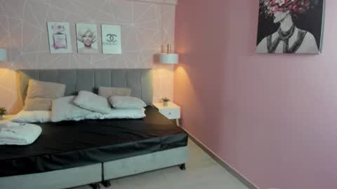 Snapshot of zara__sweet chatting on 12/16/25, 01:27 Zara Sweet online show from 12/16/25, 01:27