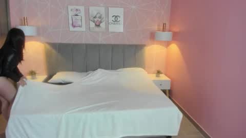 Snapshot of zara__sweet chatting on 03/24/26, 02:00 Zara Sweet online show from 03/24/26, 02:00