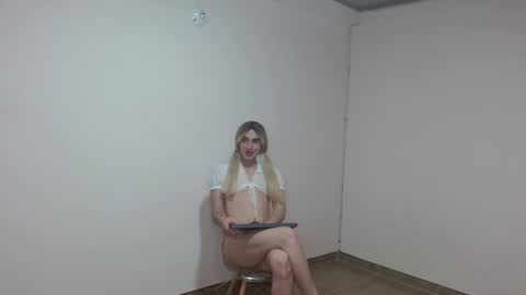 Snapshot of zara_cutehot19 chatting on 04/07/26, 10:15 Hello welcome to my roomIm Zara online show from 04/07/26, 10:15