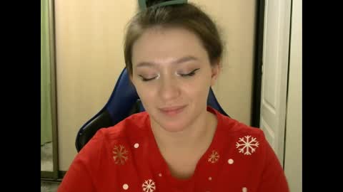 Snapshot of zara_golden chatting on 01/08/25, 01:41 chaturcum online show from 01/08/25, 01:41