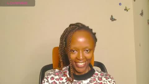Snapshot of zara_lae chatting on 06/08/26, 08:37 nicky online show from 06/08/26, 08:37