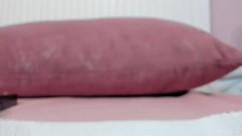 Snapshot of zara_lopez chatting on 01/22/25, 11:32 zara lopez online show from 01/22/25, 11:32