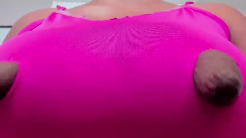 Snapshot of zara_lopez chatting on 01/24/25, 10:51 zara lopez online show from 01/24/25, 10:51