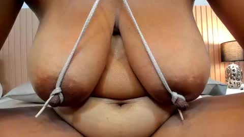 Snapshot of zara_lopez chatting on 09/12/25, 07:14 zara lopez online show from 09/12/25, 07:14