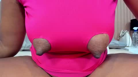 Snapshot of zara_lopez chatting on 09/13/25, 07:24 zara lopez online show from 09/13/25, 07:24