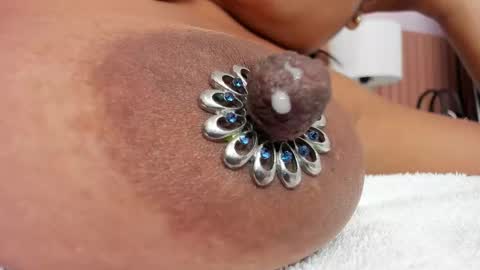 Snapshot of zara_lopez chatting on 11/06/25, 07:15 zara lopez online show from 11/06/25, 07:15