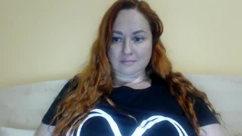 Snapshot of zara_red chatting on 06/14/26, 12:29 Kate. if im not here im here foxy red333 online show from 06/14/26, 12:29