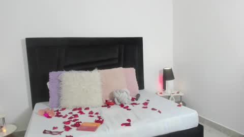 Snapshot of zara_swet chatting on 02/14/26, 08:16 ZARA online show from 02/14/26, 08:16