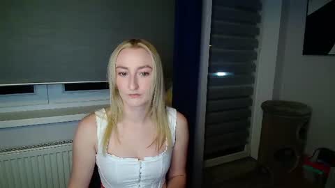 Snapshot of zaraallure chatting on 08/08/26, 07:38 zaraallure online show from 08/08/26, 07:38