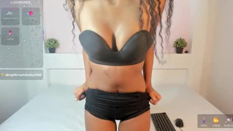 Snapshot of zarablaze22 chatting on 10/07/25, 03:42 Zara blaze online show from 10/07/25, 03:42