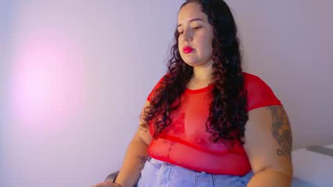 Snapshot of zarablaze__ chatting on 06/11/26, 12:14 ZARA BLAZE online show from 06/11/26, 12:14