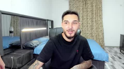 Snapshot of zarabliss3 chatting on 09/28/25, 08:03 ZARA LEO online show from 09/28/25, 08:03