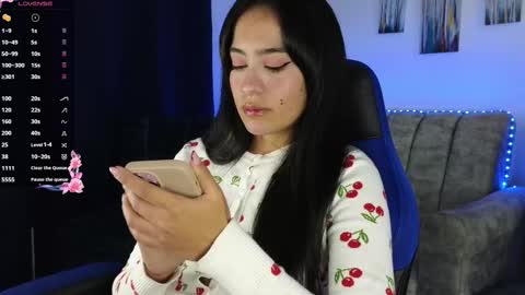 zaradames_ online show from 01/11/26, 03:11