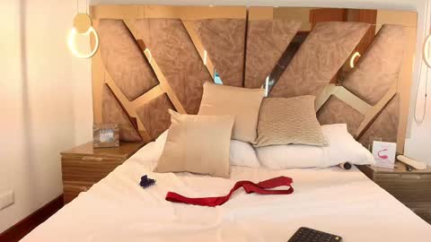 Zarah Andrews online show from 01/20/25, 11:32