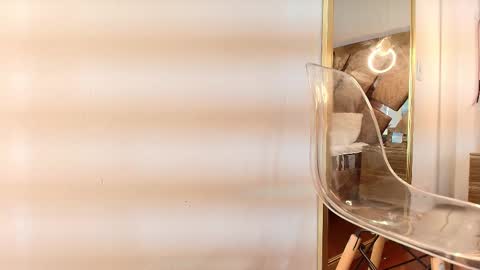 Zarah Andrews online show from 09/12/25, 12:27