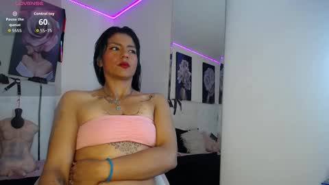 Snapshot of zarahbennet chatting on 03/16/26, 01:15 Zarah online show from 03/16/26, 01:15