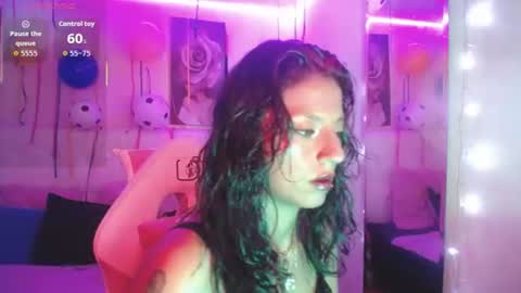 Snapshot of zarahbennet chatting on 07/09/26, 03:05 Zarah online show from 07/09/26, 03:05
