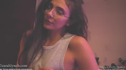 Snapshot of zarahlynch chatting on 03/01/25, 12:39 Miss Lynch Next show 2911 online show from 03/01/25, 12:39