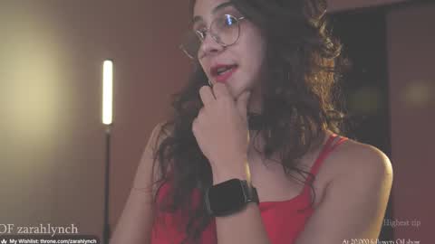 Snapshot of zarahlynch chatting on 11/25/25, 11:05 Miss Lynch Next show 2911 online show from 11/25/25, 11:05