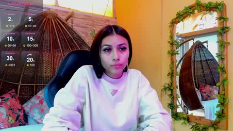 Snapshot of zaralim chatting on 12/04/24, 12:14 Zara Lim online show from 12/04/24, 12:14