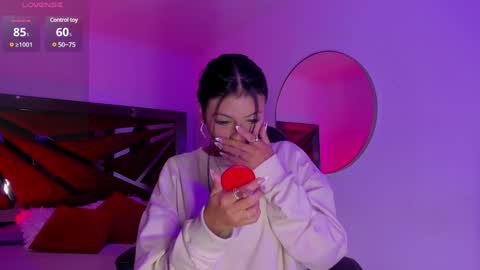 Snapshot of zaralim chatting on 01/26/25, 12:01 Zara Lim online show from 01/26/25, 12:01