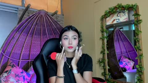 Zara Lim  online show from 01/27/25, 09:44