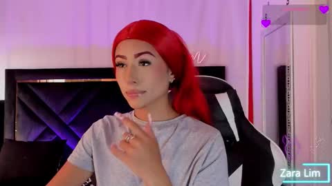 Snapshot of zaralim chatting on 10/31/25, 09:27 Zara Lim online show from 10/31/25, 09:27