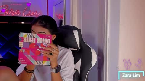 Snapshot of zaralim chatting on 11/11/25, 06:52 Zara Lim online show from 11/11/25, 06:52