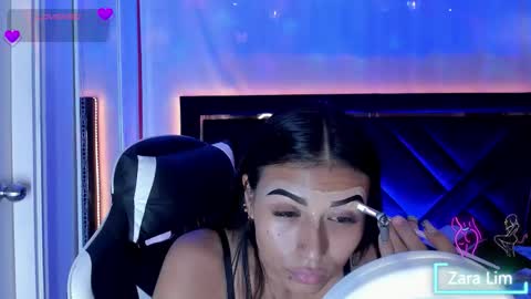 Snapshot of zaralim chatting on 11/30/25, 09:41 Zara Lim online show from 11/30/25, 09:41