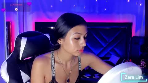 Snapshot of zaralim chatting on 12/05/25, 07:32 Zara Lim online show from 12/05/25, 07:32