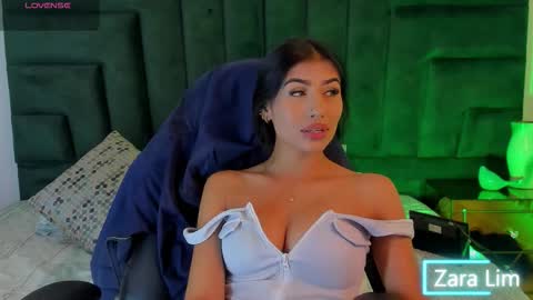 Zara Lim  online show from 01/13/26, 06:24