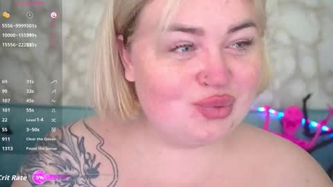 Lola online show from 10/28/25, 07:01