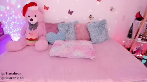 Zara online show from 12/17/24, 02:11