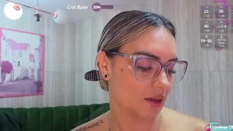 Snapshot of zarcasutra_t chatting on 04/18/26, 01:37 Isabella online show from 04/18/26, 01:37
