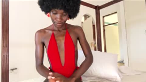 Snapshot of zaria_amara chatting on 06/10/26, 10:47 zaria_amara online show from 06/10/26, 10:47