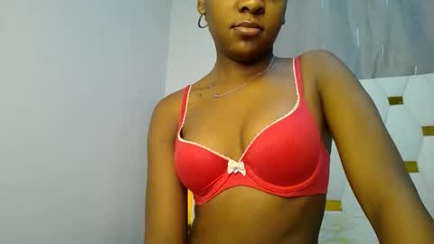 Snapshot of zariah011 chatting on 04/30/26, 08:15 zariah online show from 04/30/26, 08:15