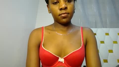 Snapshot of zariah011 chatting on 05/06/26, 09:14 zariah online show from 05/06/26, 09:14