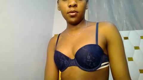 Snapshot of zariah011 chatting on 05/06/26, 10:04 zariah online show from 05/06/26, 10:04