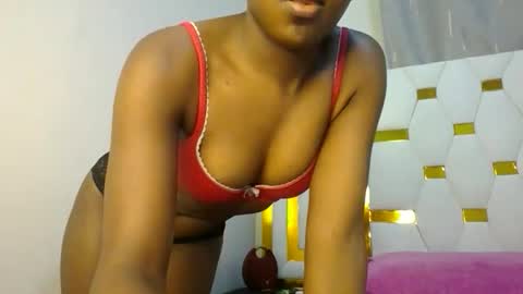 Snapshot of zariah011 chatting on 05/30/26, 10:29 zariah online show from 05/30/26, 10:29