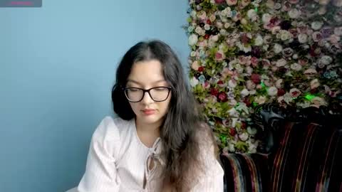 Snapshot of zarifabevi chatting on 09/24/25, 01:25 Zarifa online show from 09/24/25, 01:25