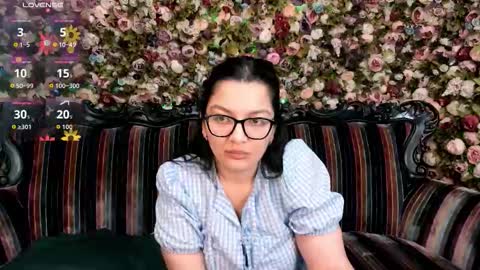 Snapshot of zarifabevi chatting on 11/22/25, 09:03 Zarifa online show from 11/22/25, 09:03